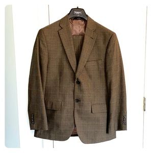 Haggar premium classic fit suit (Jacket & Pants).